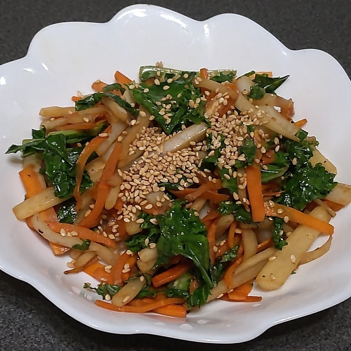 野菜の皮を有効活用!大根の皮とお野菜のきんぴら☆
